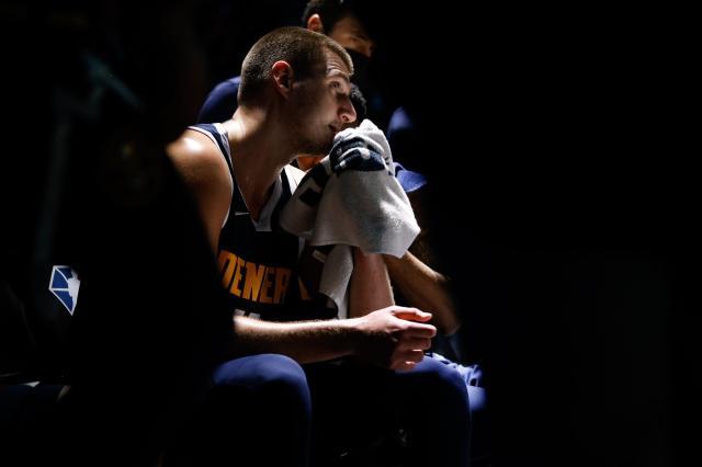 空砍37+18！约基奇将成首位首轮遭遇横扫的MVP？